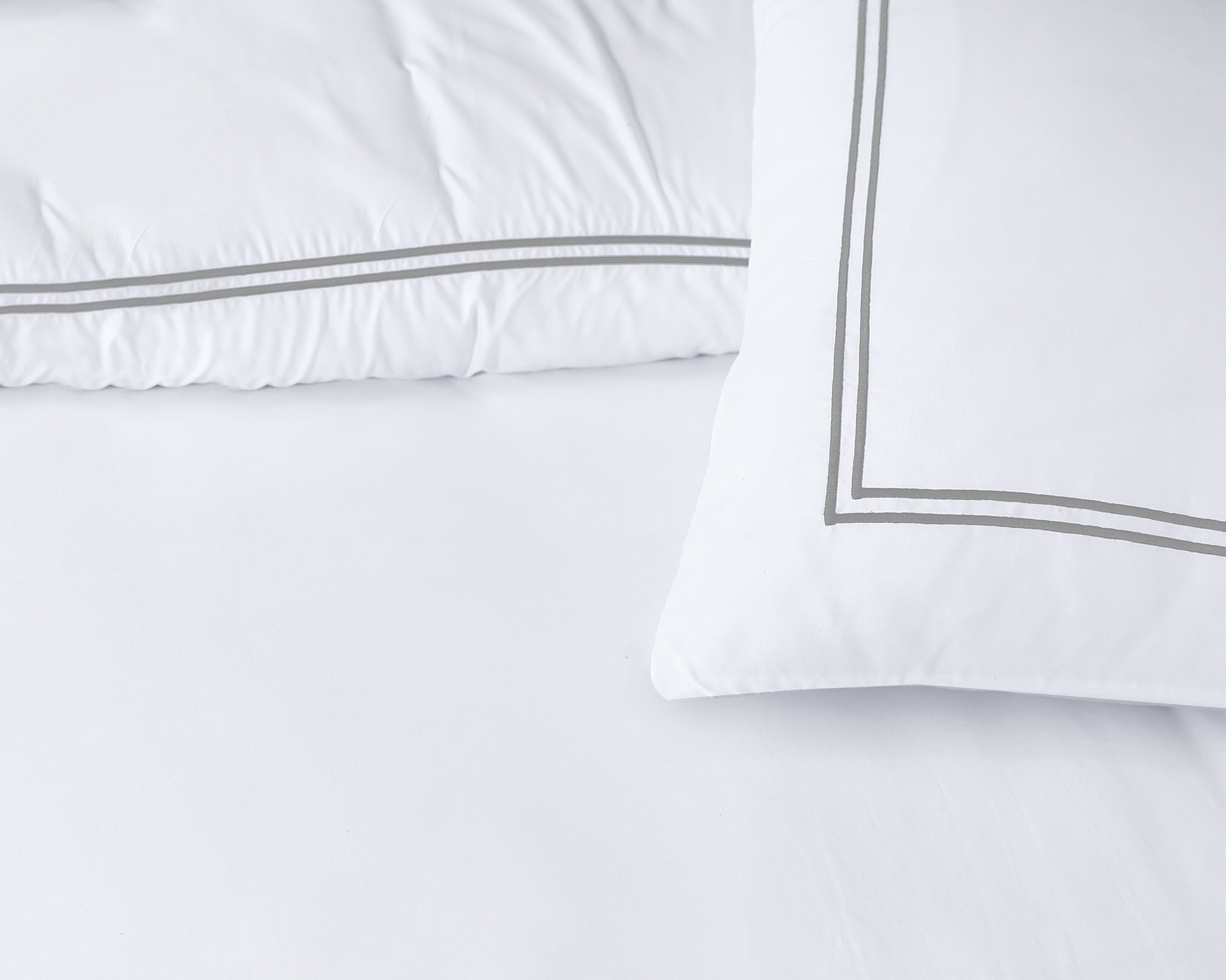 Brata Wit/Grijs Wit 140 x 200/260